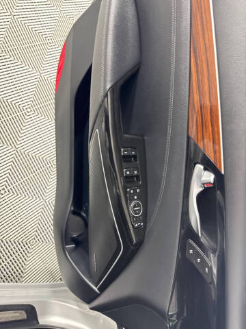 2018 Kia Cadenza Technology