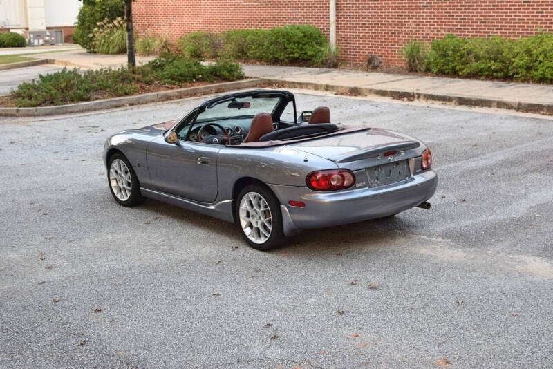 2002 Mazda Miata SE photo 22