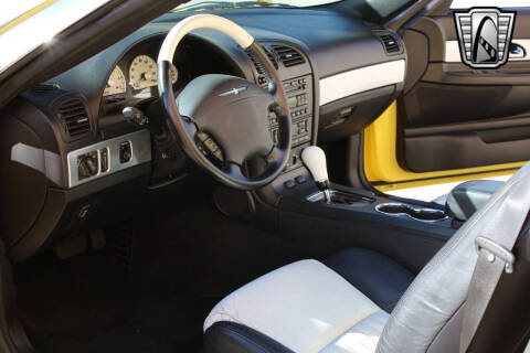 2004 Ford Thunderbird Deluxe