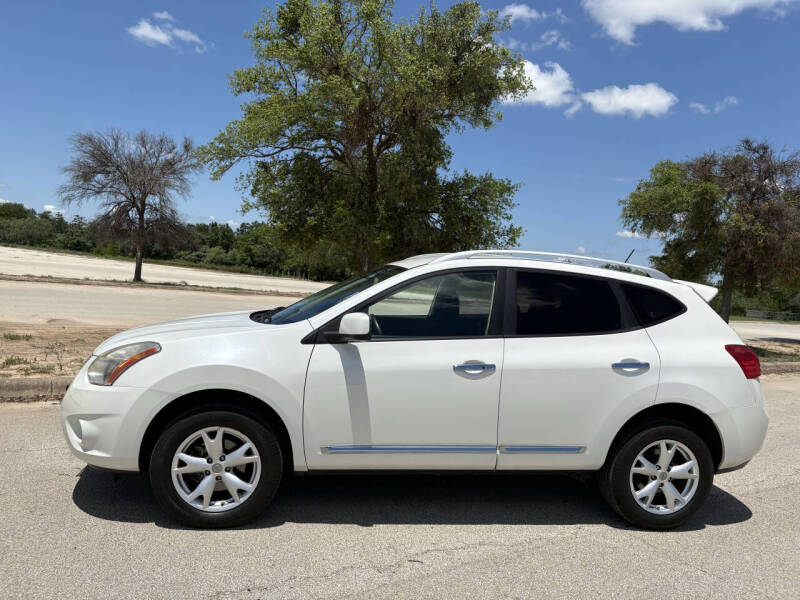 2011 Nissan Rogue SV