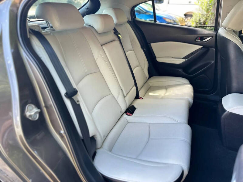 2018 Mazda MAZDA3 Grand Touring