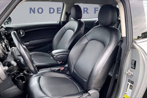 2015 MINI Hardtop 2 Door Cooper