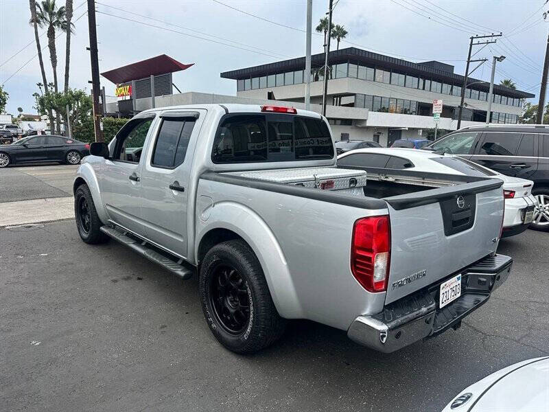 2017 Nissan Frontier SV
