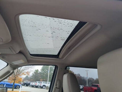 2017 Lincoln Navigator Select