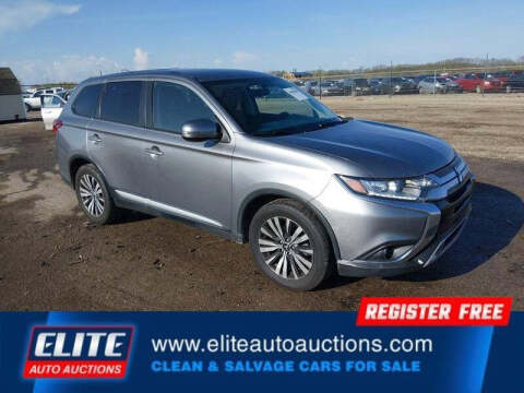 2019 Mitsubishi Outlander SE Photo