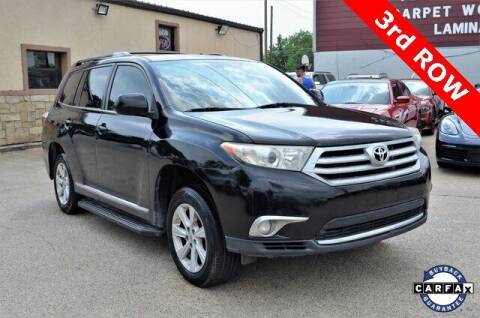 2011 Toyota Highlander for sale at LAKESIDE MOTORS, INC. in Sachse TX