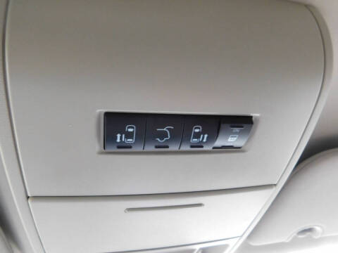 2016 Chrysler Town and Country Touring