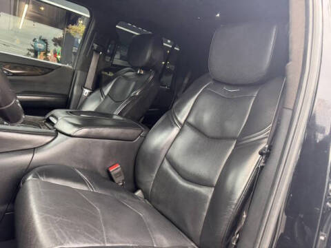 2015 Cadillac Escalade Platinum