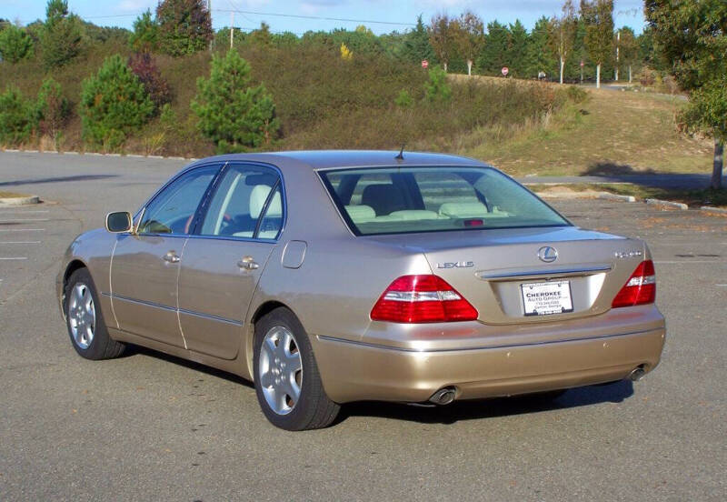 2004 Lexus LS 430