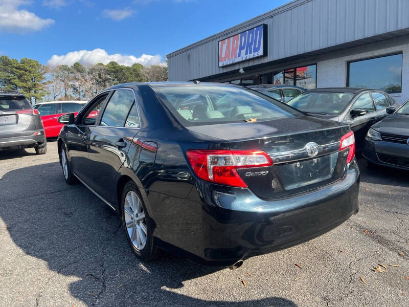 2012 Toyota Camry XLE photo 7