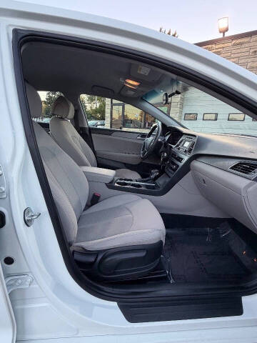 2017 Hyundai Sonata SE