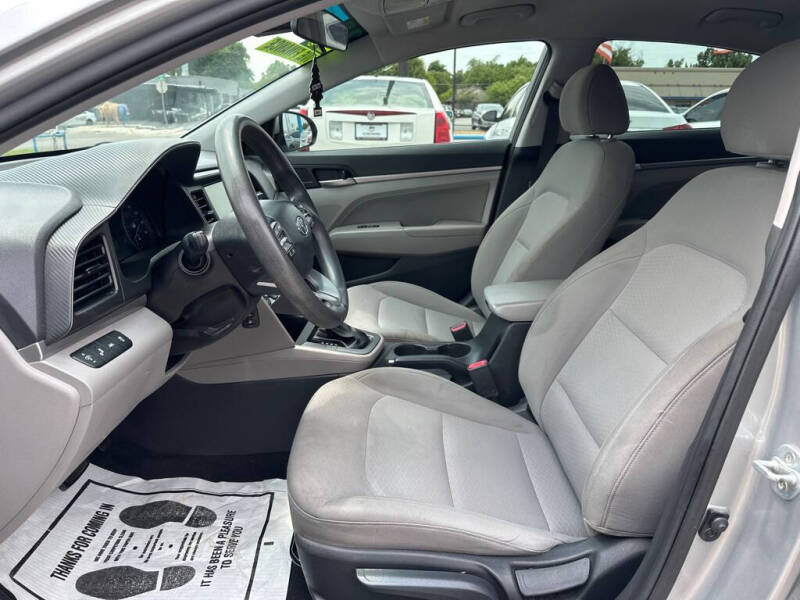 2020 Hyundai Elantra
