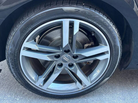 2017 Audi A4 2.0T quattro Premium Plus