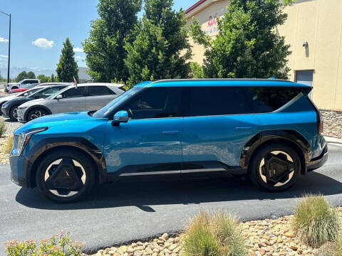 2024 Kia EV9 Land