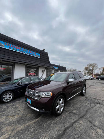 2012 Dodge Durango for sale at VELAZQUEZ AUTO SALES in Aurora IL