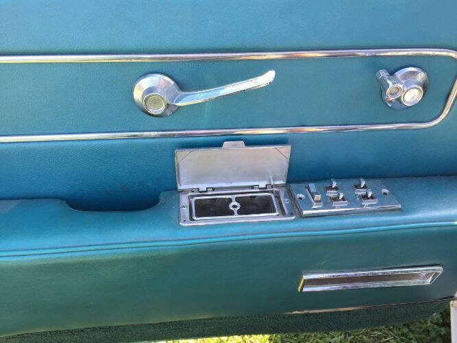 1961 Lincoln Continental