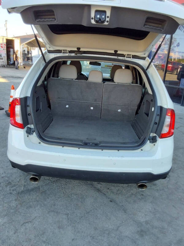 2013 Ford Edge SE