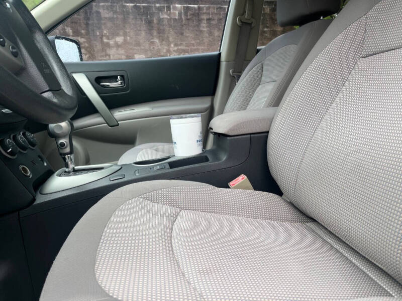 2012 Nissan Rogue SV