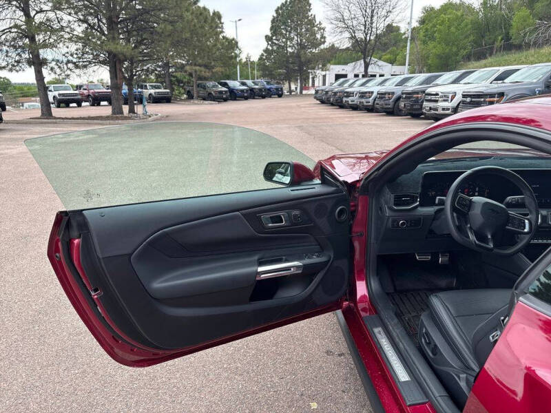 2025 Ford Mustang GT Premium