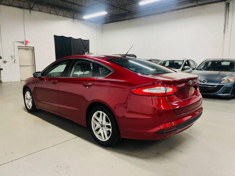 2016 Ford Fusion SE