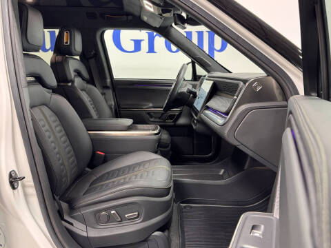 2022 Rivian R1T Adventure