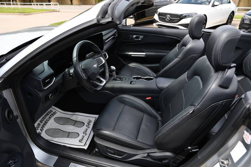 2025 Ford Mustang EcoBoost Premium