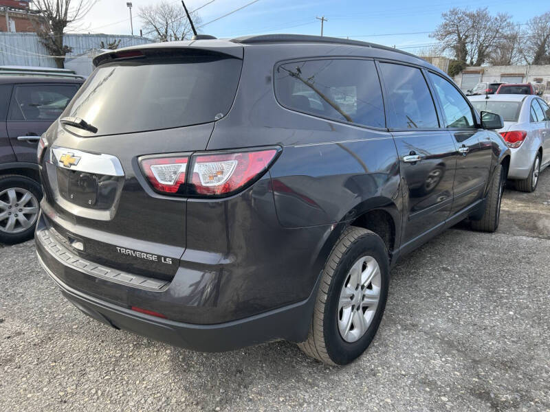 2016 Chevrolet Traverse LS