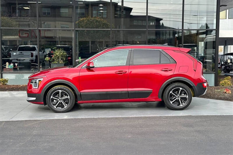 2023 Kia Niro EX