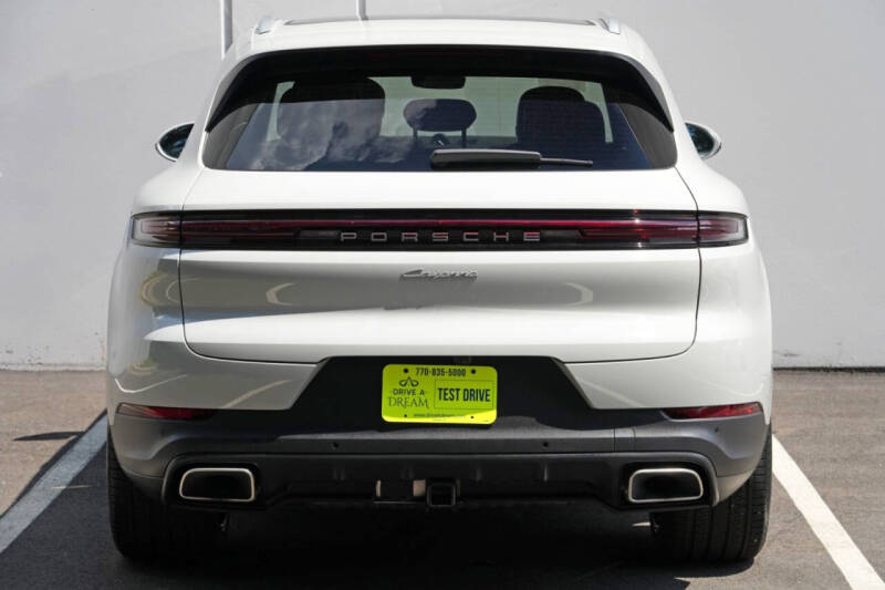 2025 Porsche Cayenne