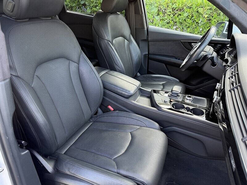 2017 Audi Q7 16