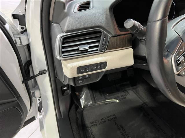 2019 Honda Accord Hybrid Touring