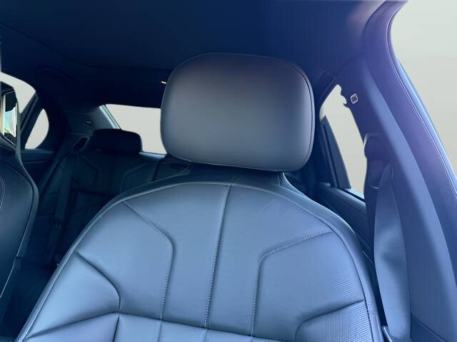 2024 BMW 7 Series 760i xDrive