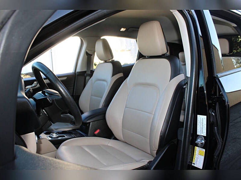 2021 Ford Escape Hybrid SEL