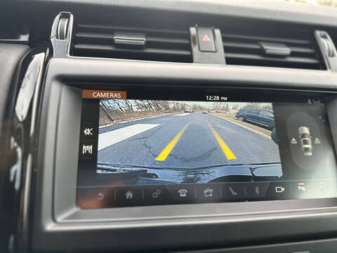 2020 Land Rover Discovery SE