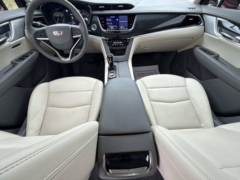 2021 Cadillac XT6 Premium Luxury