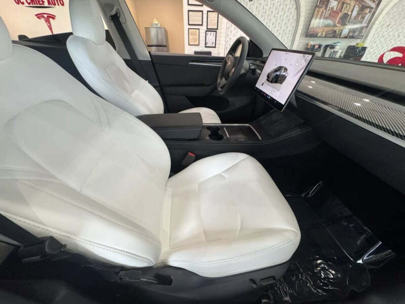 2025 Tesla Model Y Long Range