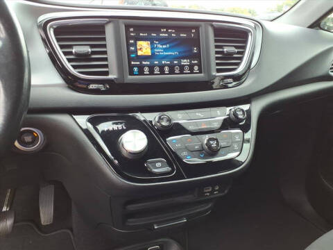 2019 Chrysler Pacifica Touring Plus