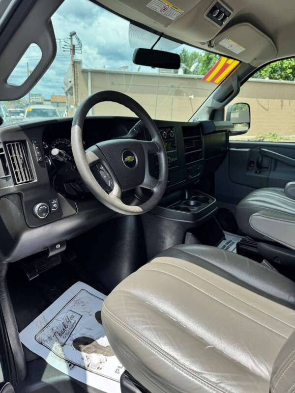 2017 Chevrolet Express LS 3500