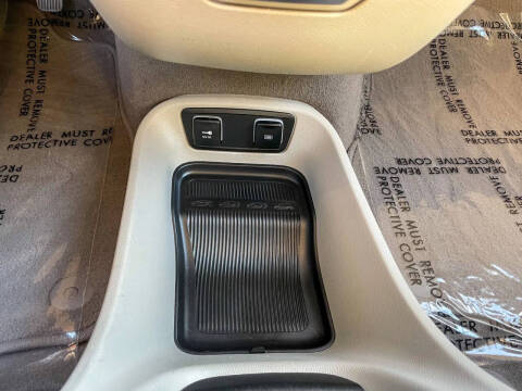 2020 Chrysler Voyager LXi