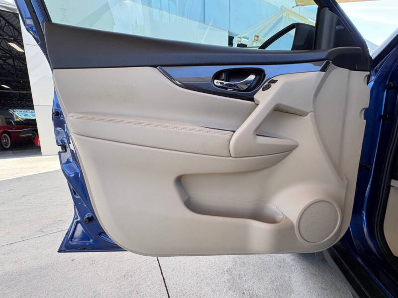 2020 Nissan Rogue
