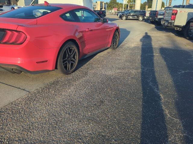 2022 Ford Mustang EcoBoost Premium