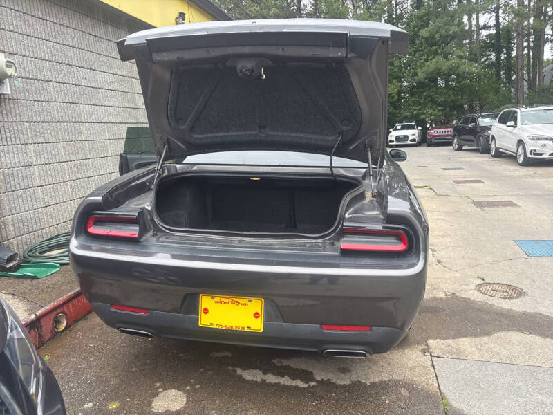 2021 Dodge Challenger SXT