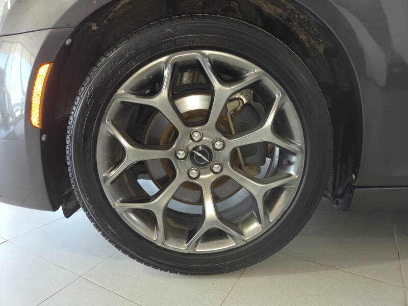 2015 Chrysler 300 S