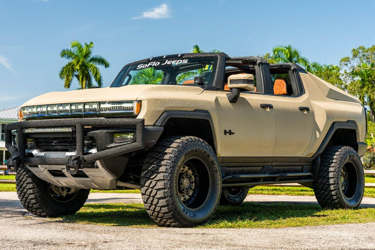 2022 GMC Hummer EV Pickup Pickup - $199,999