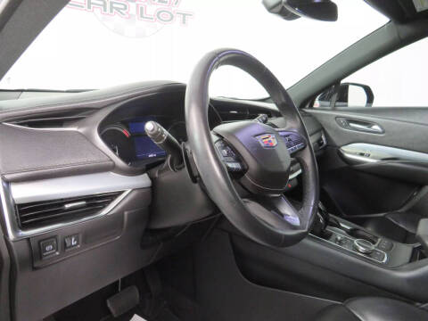 2020 Cadillac XT4 Premium Luxury