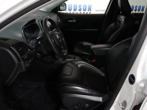 2020 Jeep Cherokee Trailhawk