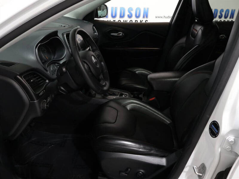 2020 Jeep Cherokee Trailhawk