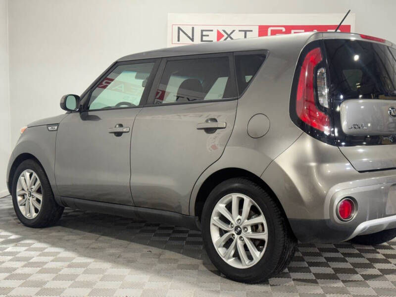 2017 Kia Soul +