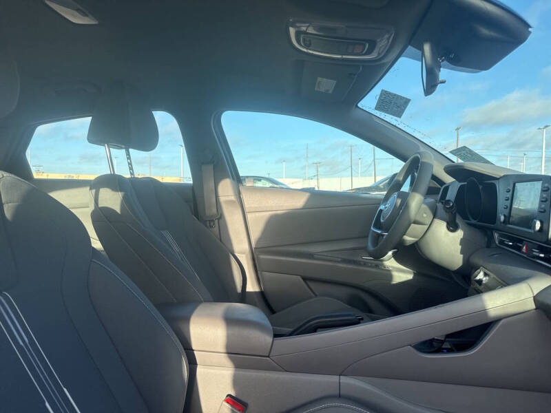 2022 Hyundai Elantra