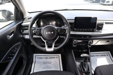 2022 Kia Rio 5-Door S